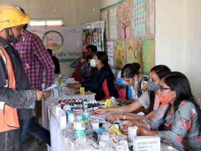 Medial Check up camp in Mandi